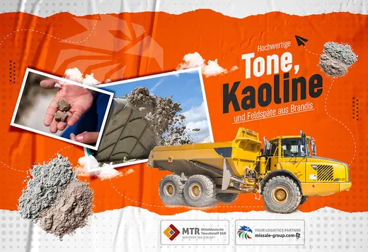 Großer gelber Muldenkipper vor orangefarbenem Hintergrund, Nahaufnahme von Tonerde in der Hand, Text: "Tone, Kaolin", Logos und Wolkenillustrationen